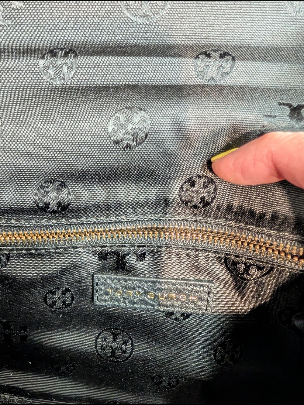 Tory Burch Crossbody Bag - Picture 8 of 11